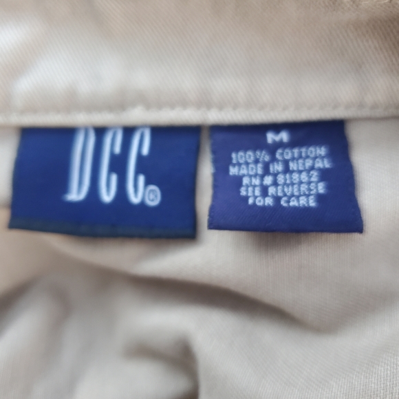 DCC Belted Cargo Vest Women's Size  Medium EUC - Picture 9 of 9